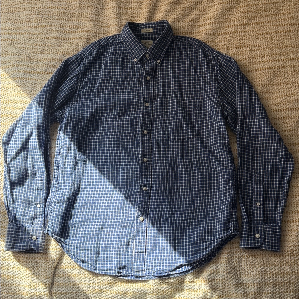 J. Crew Navy Plaid Button Down Irish Linen Shirt Men’s Medium Classic 100% Linen